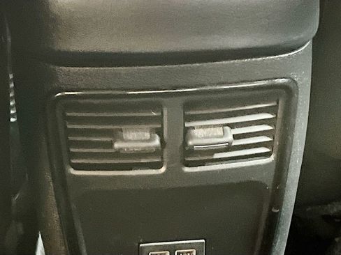 Used 2023 Dodge Charger SXT w/ Blacktop Package AWD/4WD image 26