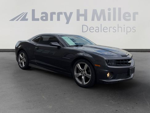 Used 2011 Chevrolet Camaro SS w/ LPO, Ground Effects Package RWD image 7