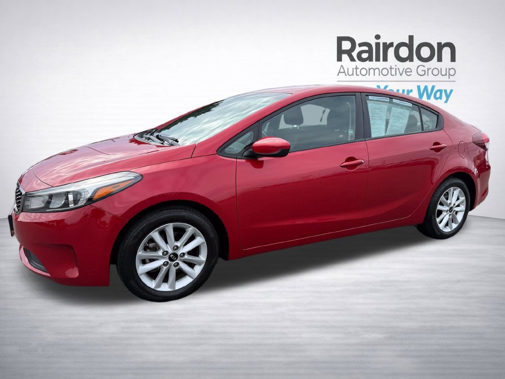 Used 2017 Kia Forte S FWD image 3
