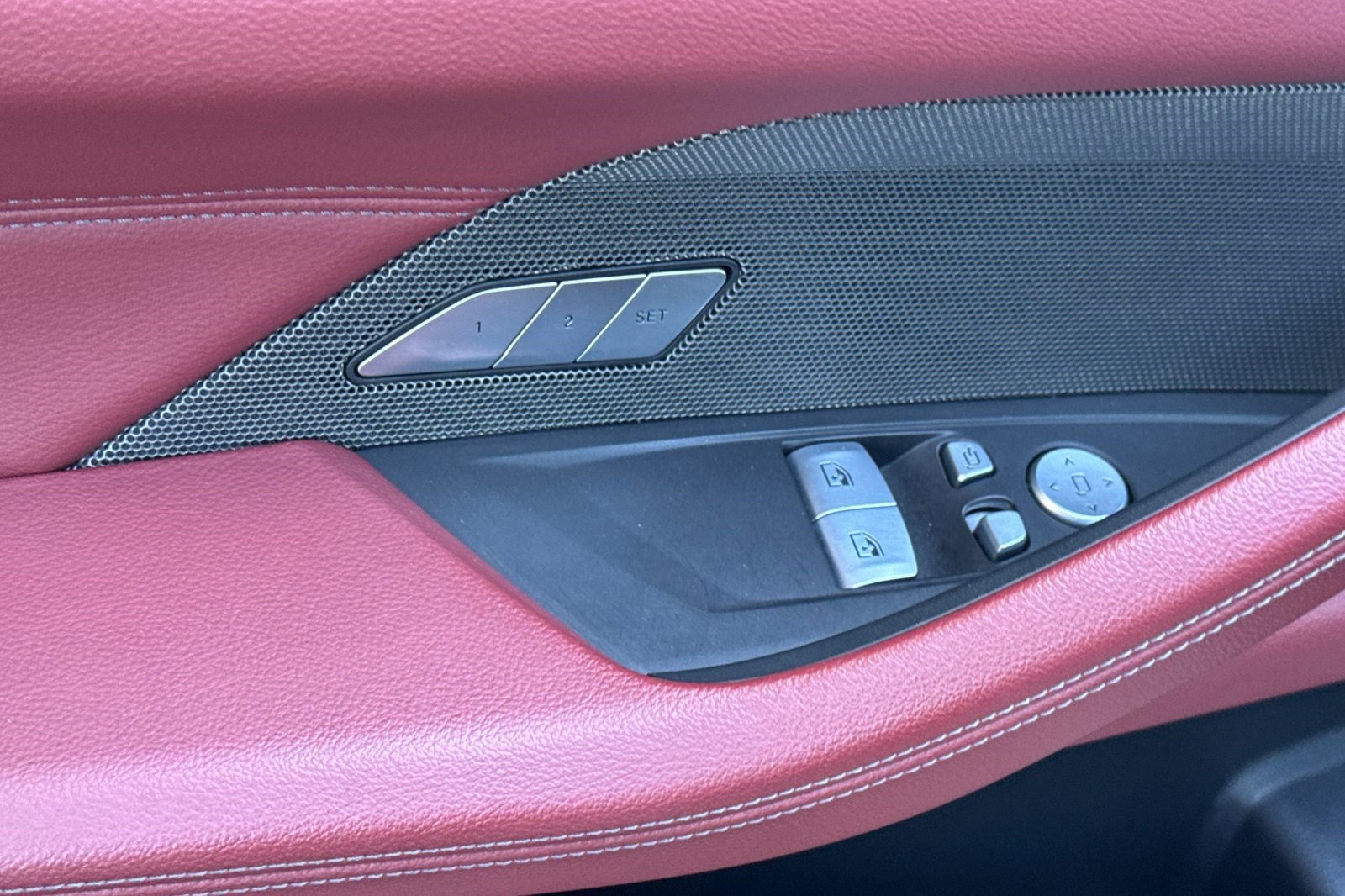Used 2025 BMW 430i Coupe w/ M Sport Package RWD image 13