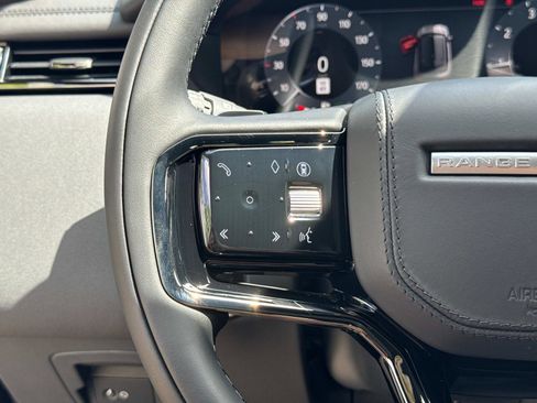 New 2026 Land Rover Range Rover Velar Dynamic SE AWD/4WD image 27