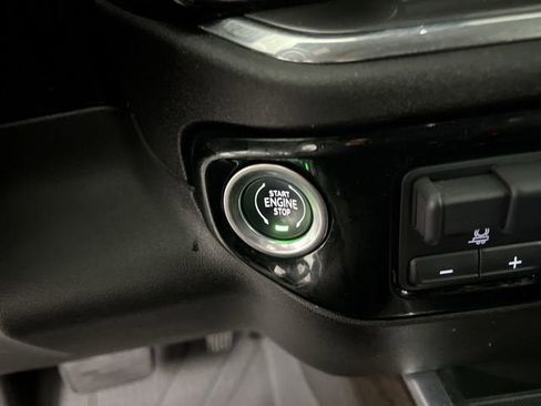Certified 2024 Chevrolet Silverado 1500 High Country w/ Technology Package AWD/4WD image 16