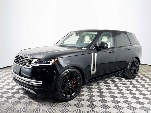 Used 2024 Land Rover Range Rover SE AWD/4WD image 1