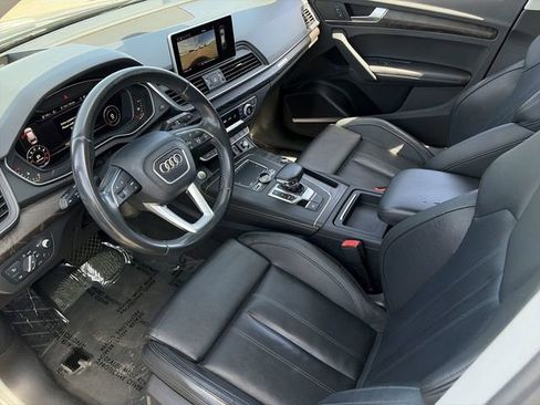 Used 2018 Audi Q5 Prestige w/ Prestige Package image 19