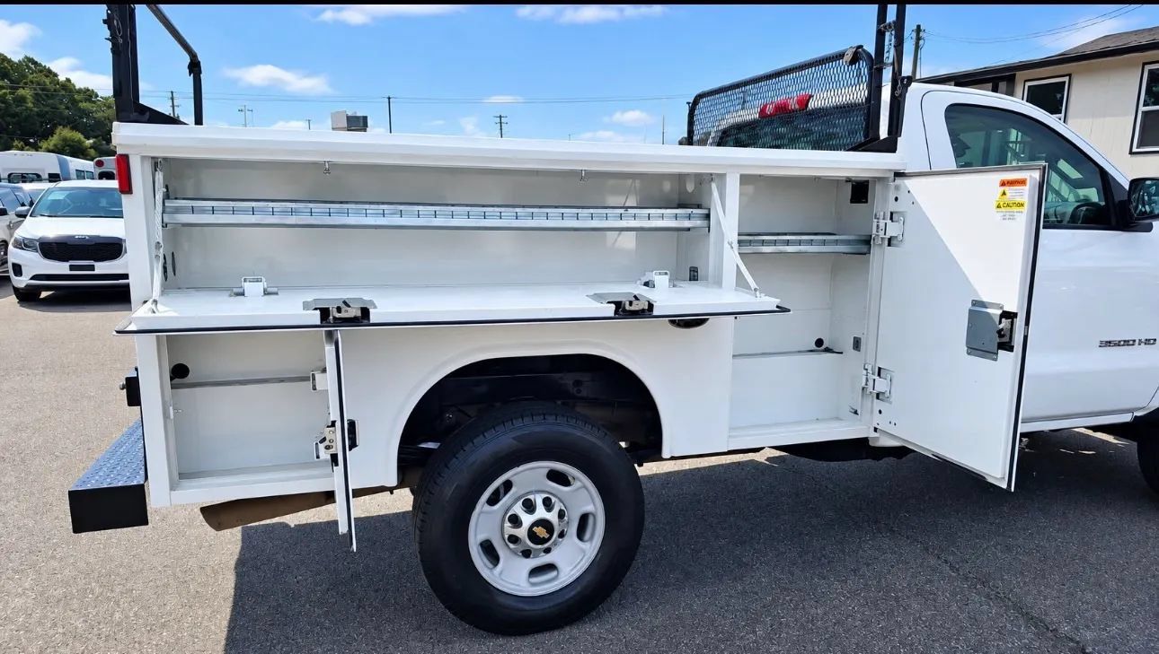 Used 2016 Chevrolet Silverado 2500 W/T RWD image 4