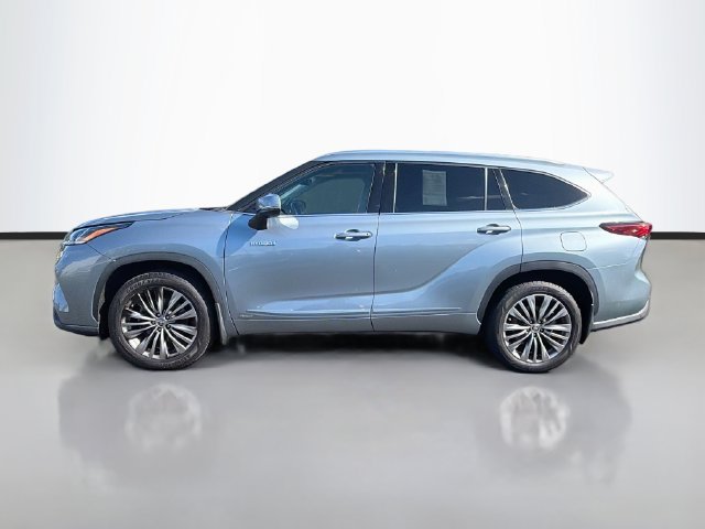 Used 2020 Toyota Highlander Platinum AWD/4WD image 4
