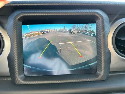 Certified 2021 Jeep Wrangler Sport S image 13