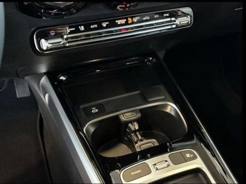 New 2026 Mercedes-Benz GLB 250 4MATIC image 19