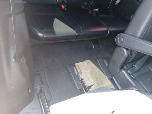 Used 2015 Toyota Highlander Limited image 29