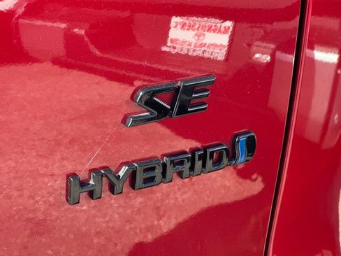 Used 2024 Toyota Corolla Cross AWD Hybrid image 26