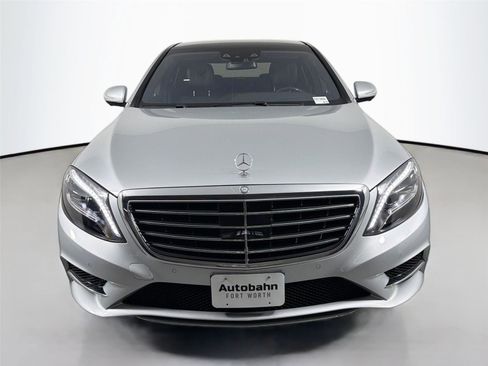 Used 2015 Mercedes-Benz S 550 Sedan image 2