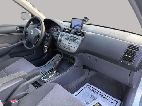 Used 2005 Honda Civic Hybrid Sedan image 16