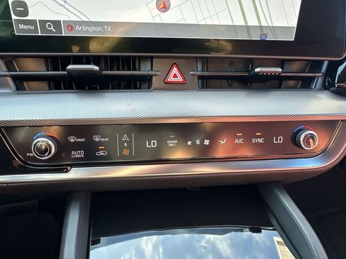 New 2025 Kia Sportage SX Prestige image 18