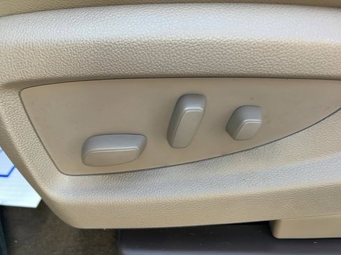 Used 2015 GMC Sierra 1500 SLT w/ SLT Crew Cab Value Package image 18