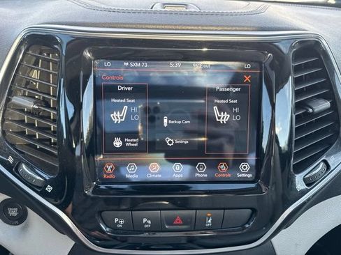Used 2021 Jeep Cherokee Limited w/ Trailer Tow Group AWD/4WD image 20