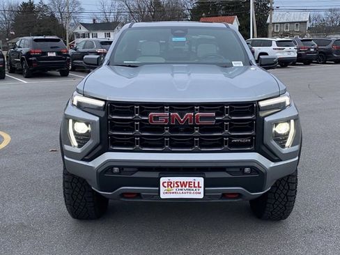 Used 2025 GMC Canyon AT4 w/ AT4X Package image 8