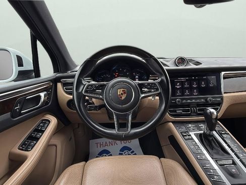 Used 2020 Porsche Macan AWD/4WD image 29