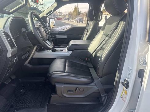 Used 2020 Ford F150 Lariat image 23