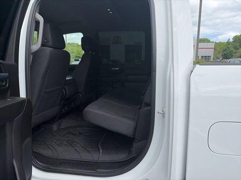 Used 2024 Chevrolet Silverado 2500 Custom w/ Custom Convenience Package AWD/4WD image 15