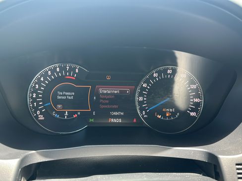 Used 2018 Ford Explorer Platinum AWD/4WD image 14