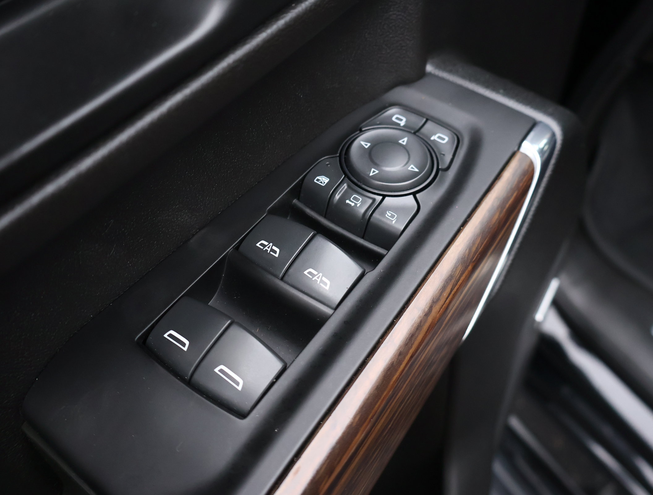 Used 2022 Chevrolet Silverado 3500 High Country AWD/4WD image 8
