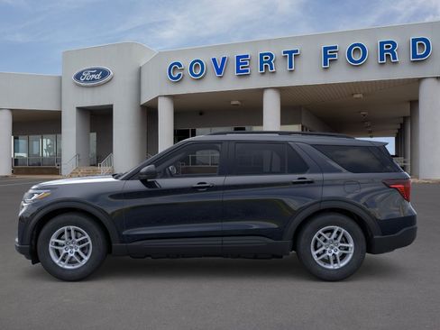New 2026 Ford Explorer Active RWD image 3