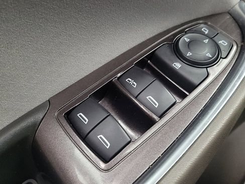 Used 2022 Chevrolet Malibu LT FWD image 27