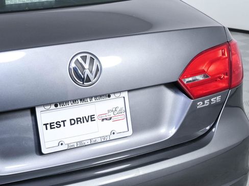 Used 2012 Volkswagen Jetta SE FWD image 32