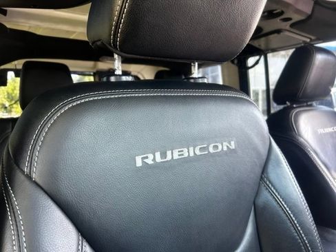 Used 2016 Jeep Wrangler Unlimited Rubicon AWD/4WD image 18