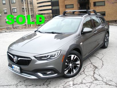 Used 2019 Buick Regal Essence w/ Driver Confidence Package I