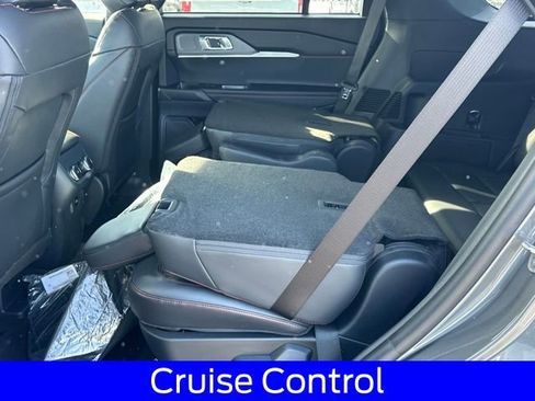 New 2026 Ford Explorer ST-Line image 15