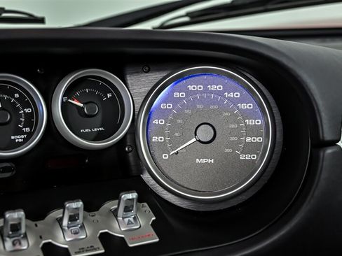 Used 2005 Ford GT RWD image 42