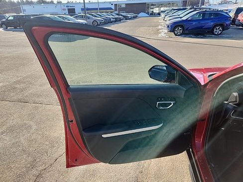 Used 2025 Kia K4 GT-Line w/ GT-Line Premium Package image 10