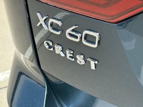 New 2026 Volvo XC60 B5 Plus w/ Protection Package Premier AWD/4WD image 10
