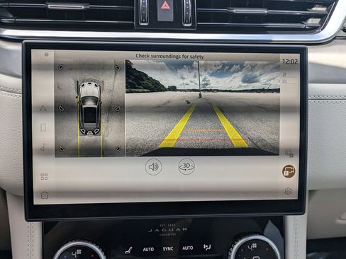 New 2026 Jaguar F-PACE R-Dynamic S image 15