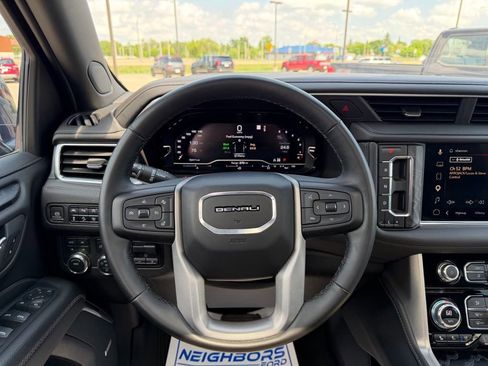 Used 2023 GMC Yukon XL Denali w/ Max Trailering Package AWD/4WD image 20
