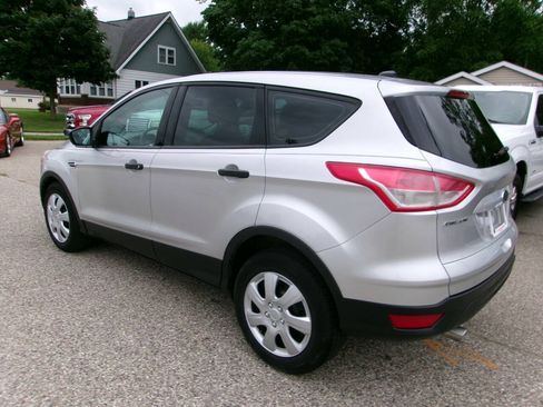 Used 2013 Ford Escape S FWD image 4