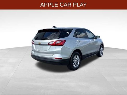 Used 2020 Chevrolet Equinox LS w/ LS Convenience Package image 7