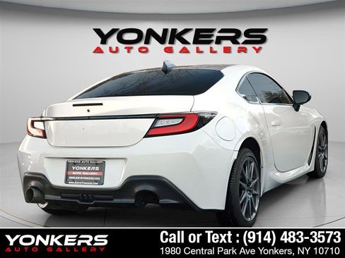 Used 2022 Subaru BRZ Premium image 11