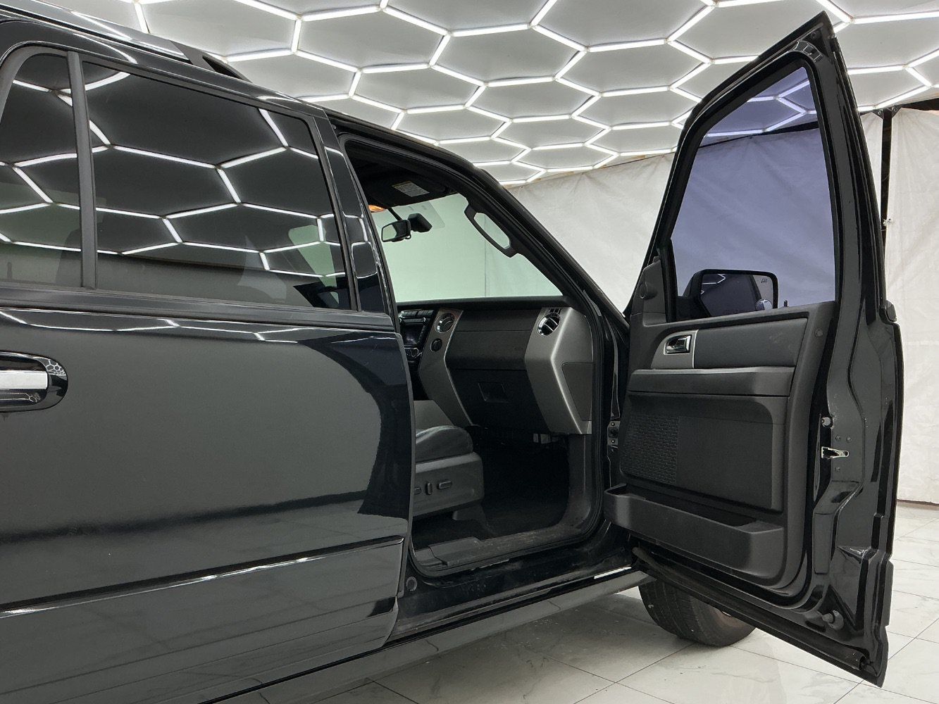 Used 2011 Ford Expedition EL Limited w/ 301A Rapid Spec Order Code RWD image 11