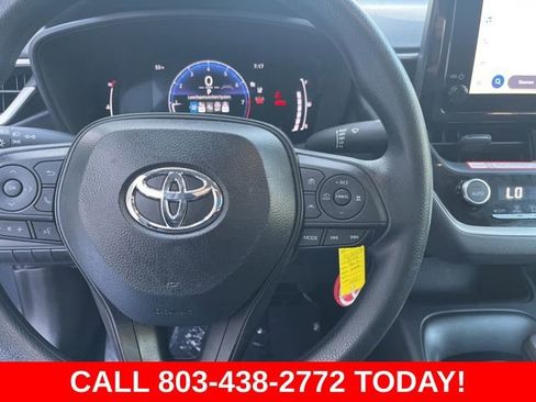 Used 2026 Toyota Corolla LE FWD image 17