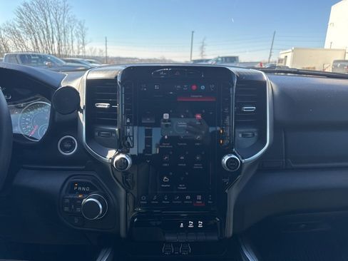 Used 2025 RAM 1500 Big Horn image 27