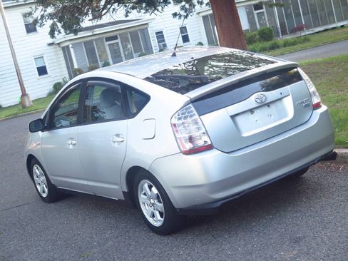 Used 2007 Toyota Prius FWD image 17
