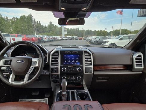 Used 2019 Ford F150 King Ranch w/ Equipment Group 601A Luxury AWD/4WD image 18