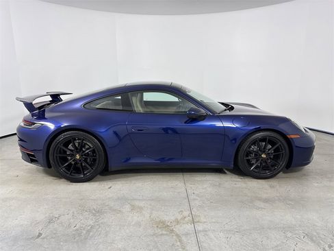 Certified 2023 Porsche 911 Carrera image 8