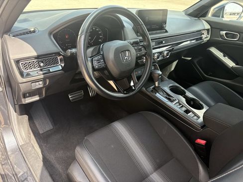 Used 2025 Honda Civic Sport image 14