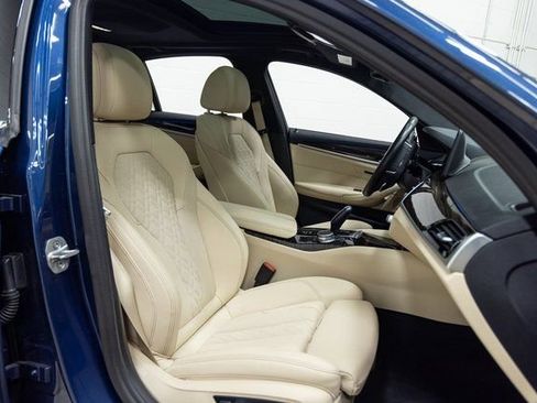 Certified 2022 BMW 540i xDrive w/ Convenience Package image 28