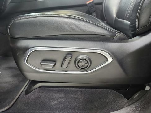 Used 2024 Jeep Wagoneer 2WD w/ Premium Group I image 55