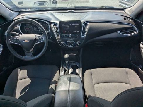 Used 2024 Chevrolet Malibu LT FWD image 10