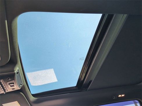 Certified 2018 Ford F450 Platinum w/ Platinum Ultimate Package image 20